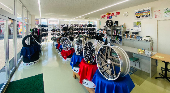 並柳店　ショールーム